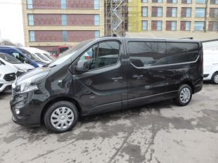 Used VAUXHALL VIVARO in Tolworth Surrey for sale